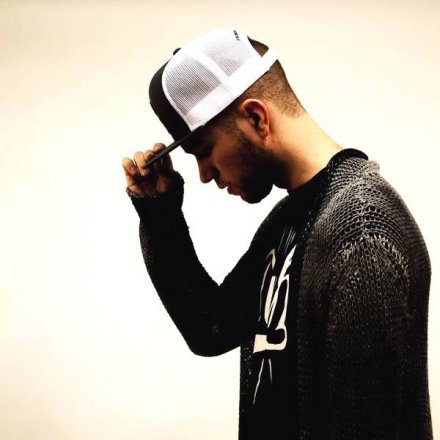 帽子廠家分享：怎么戴帽