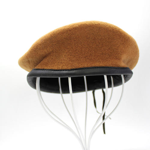 貝雷帽固定方法